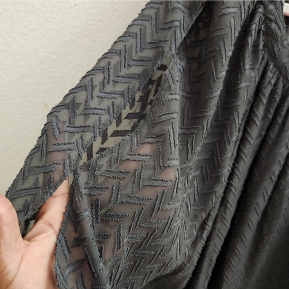 Cato Long sleeve, Slit sleeve, Gray Blouse peasant top - Picture 5 of 11